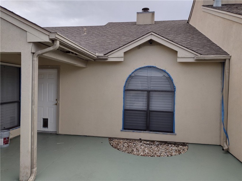 Brand New A/C system ($30K upgrade!). Marble countertops - Beach Home for sale in Rockport, Texas on Beachhouse.com