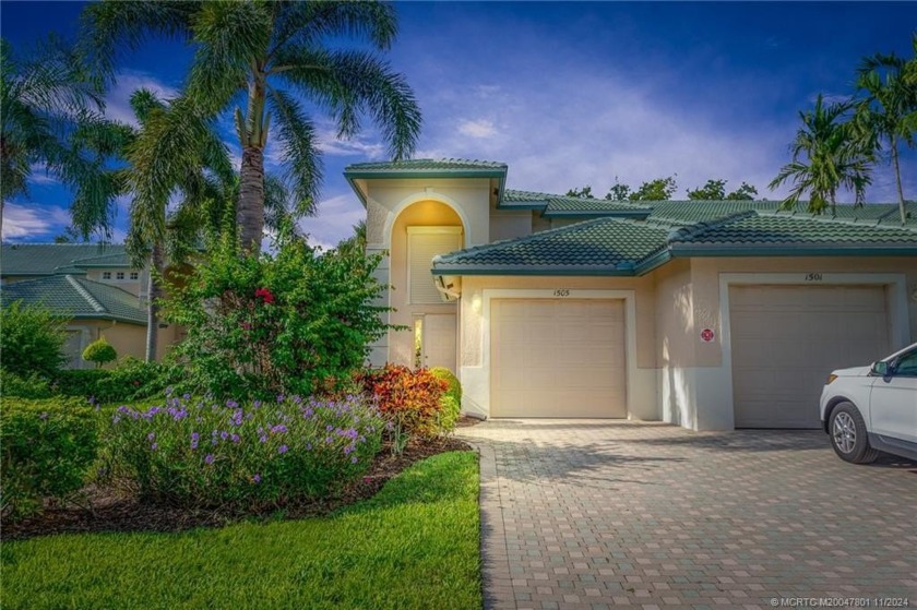 Villa with 3 bedrooms, 2 bathroom, and 1.5 car garage with views - Beach Condo for sale in Port Saint Lucie, Florida on Beachhouse.com