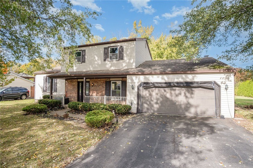 Welcome to 31 Applegrove Drive, an affordable opportunity in the - Beach Home for sale in Rochester, New York on Beachhouse.com