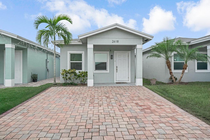 This home is perfect for a 1st time home buyer purchasing their - Beach Home for sale in West Palm Beach, Florida on Beachhouse.com