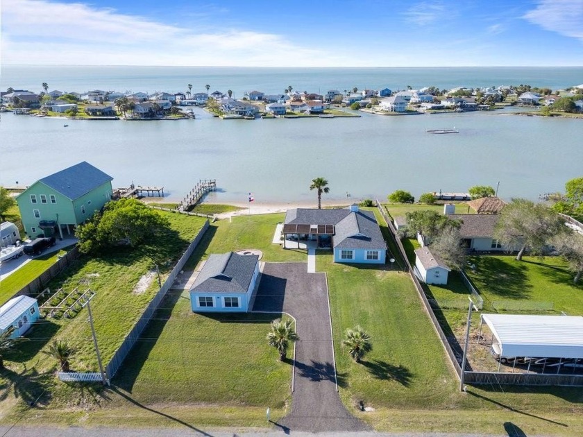 Coastal Luxury Meets Everyday Comfort. Discover the ultimate in - Beach Home for sale in Rockport, Texas on Beachhouse.com