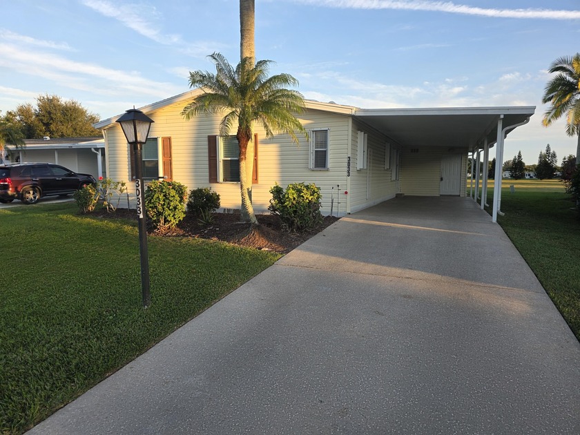 LAND OWNED.  Perfect for a retired couple or winter geta-a-way - Beach Home for sale in Port Saint Lucie, Florida on Beachhouse.com