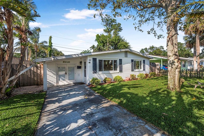 Welcome to your tropical hideaway, right near da beach mon! - Beach Home for sale in Ormond Beach, Florida on Beachhouse.com