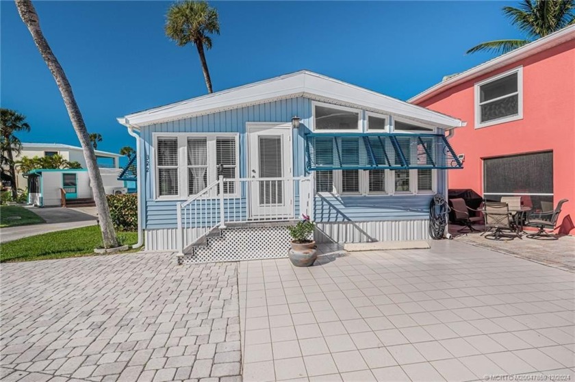 This is a perfect resort style cottage.  Unit located close to - Beach Home for sale in Jensen Beach, Florida on Beachhouse.com