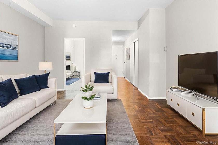 Charming 1st-Floor Co-op in the Gated Fordham Hill Oval - Beach Home for sale in Bronx, New York on Beachhouse.com