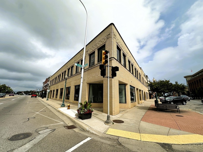 This is your opportunity to move your business to the heart of - Beach Commercial for sale in Monroe, Michigan on Beachhouse.com