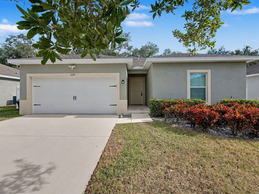 3/2/2 2019 built CBS! Low HOA! Gated community in Lakewood Park - Beach Home for sale in Fort Pierce, Florida on Beachhouse.com