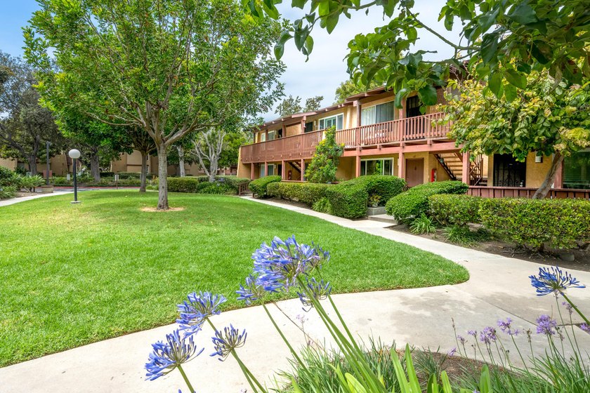 This Condo is FHA & VA Approved! You'll be AMAZED!! The Beach - Beach Condo for sale in Santa Ana, California on Beachhouse.com