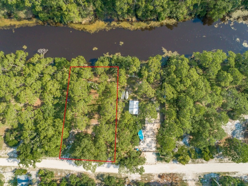 Developed lot withing walking distance to white sand beaches of - Beach Lot for sale in Panacea, Florida on Beachhouse.com