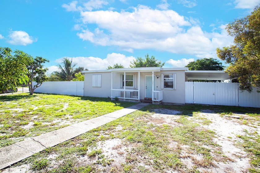 Excellent opportunity for owner-occupants or investors! No HOA - Beach Home for sale in Pompano Beach, Florida on Beachhouse.com