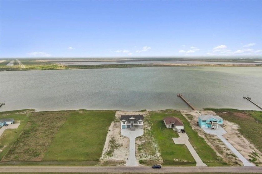 New construction located in the beautiful Sunset Bay subdivision - Beach Home for sale in Rockport, Texas on Beachhouse.com