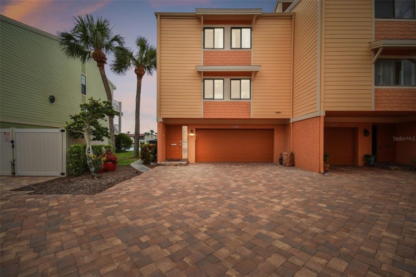 Welcome to your dream waterfront townhome in the exclusive - Beach Townhome/Townhouse for sale in Treasure Island, Florida on Beachhouse.com