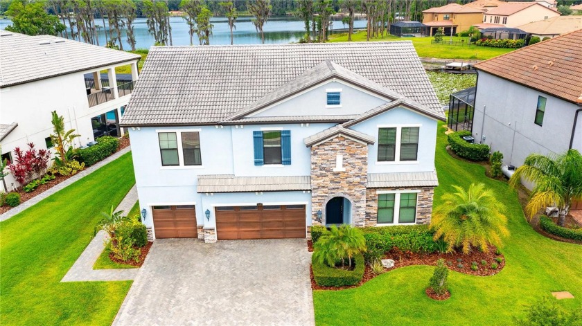 Spacious home with Gorgeous views on Lake LeClare!! This 5 - Beach Home for sale in Tampa, Florida on Beachhouse.com