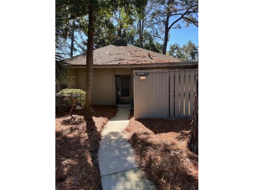 Great 2 bedroom/2 bath villa in Sea Pines Plantation.  Fabulous - Beach Home for sale in Hilton Head Island, South Carolina on Beachhouse.com