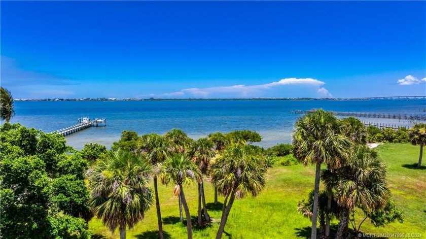 Rare Waterfront Opportunity in Desirable Sewall's Point!
 - Beach Lot for sale in Stuart, Florida on Beachhouse.com