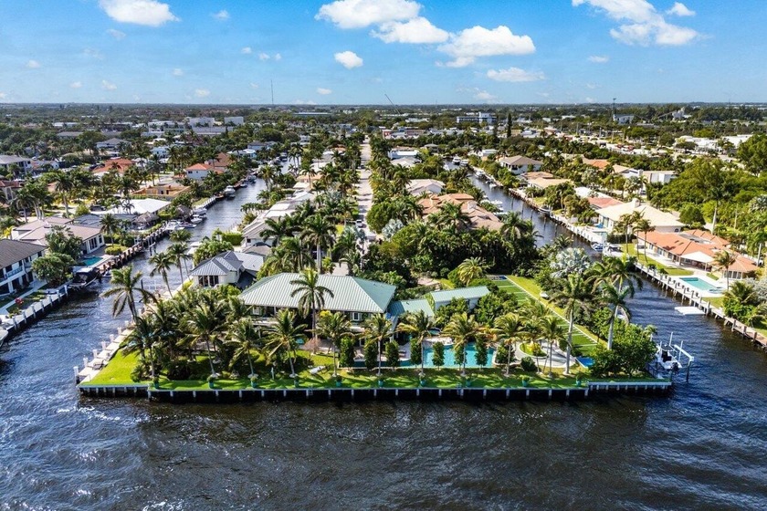 Introducing a stunning gated estate on an expansive point lot! - Beach Home for sale in Delray Beach, Florida on Beachhouse.com