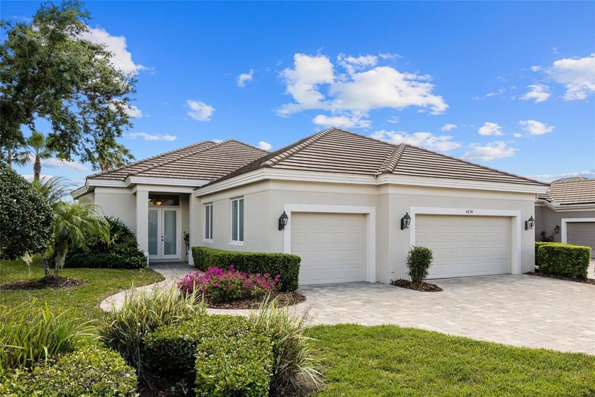 Unleash the potential of an extraordinary five-car garage, where - Beach Home for sale in Bradenton, Florida on Beachhouse.com