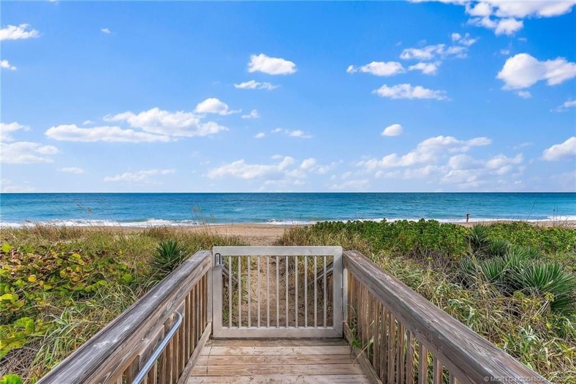 Stunning 2 Bedroom 2 Bath Condo in the desirable Oceanfront - Beach Condo for sale in Jensen Beach, Florida on Beachhouse.com