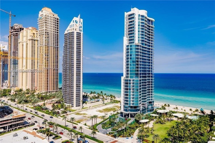 BEAUTIFUL SPACIOUS CORNER UNIT IN PRESTIGIOUS SUNNY ISLES BEACH - Beach Condo for sale in Sunny Isles Beach, Florida on Beachhouse.com