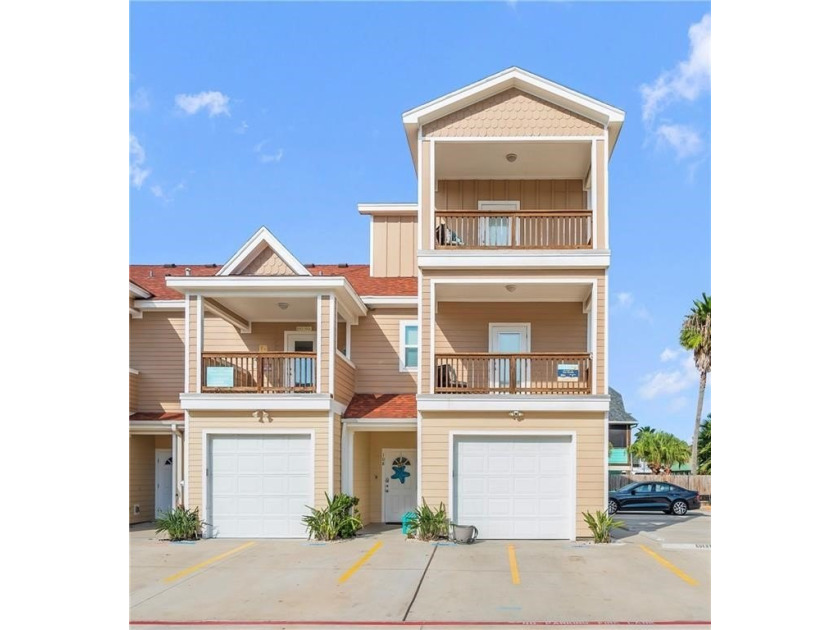 Amazing 4 bedroom, 4.5 bath in Beachside Townhomes! It's not a - Beach Townhome/Townhouse for sale in Port Aransas, Texas on Beachhouse.com