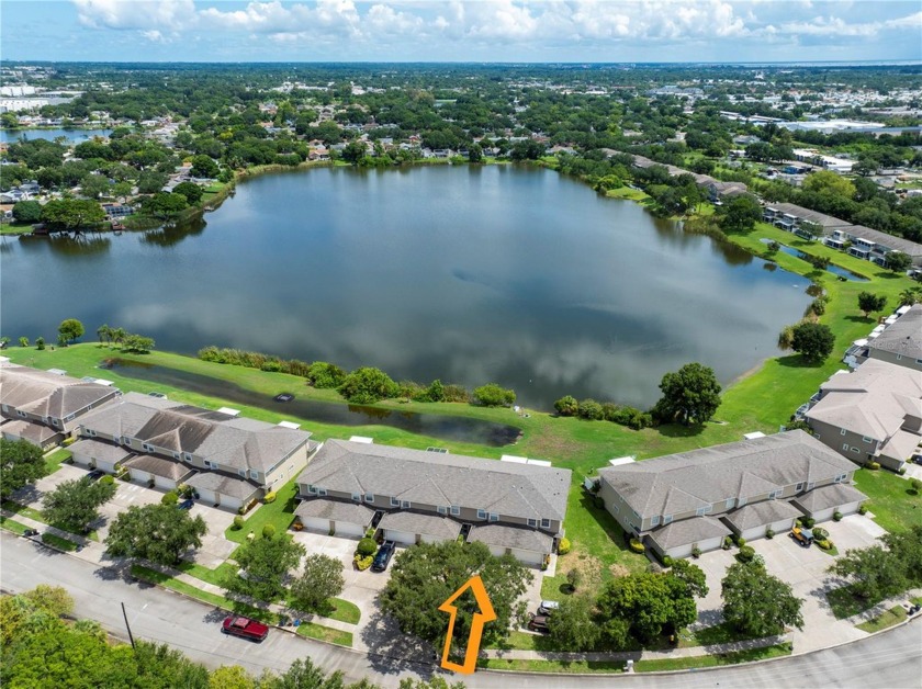 Come see this beautiful Town Home, with 3 Bedrooms, 2 1/2 Baths - Beach Townhome/Townhouse for sale in Largo, Florida on Beachhouse.com