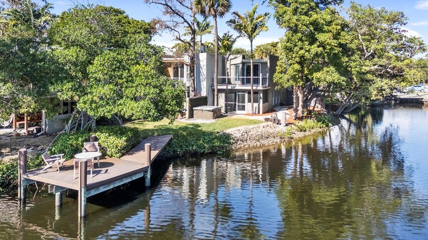 In the heart of Wilton Manors!! This turn-key gem offers the - Beach Townhome/Townhouse for sale in Wilton Manors, Florida on Beachhouse.com