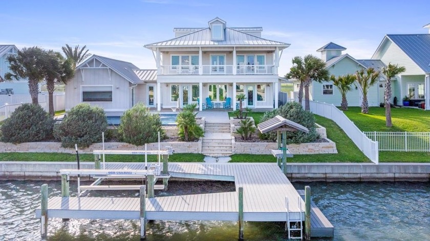 This stylish 4-bedroom, 3.5-bath coastal home offers exceptional - Beach Home for sale in Rockport, Texas on Beachhouse.com
