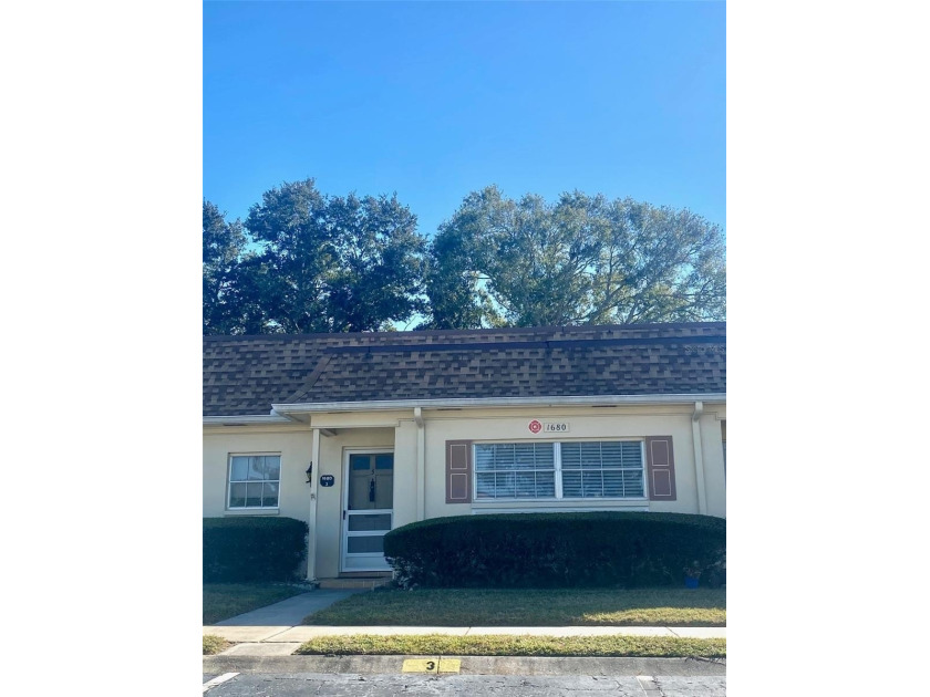 Under contract-accepting backup offers. Now's the time to see - Beach Home for sale in Clearwater, Florida on Beachhouse.com