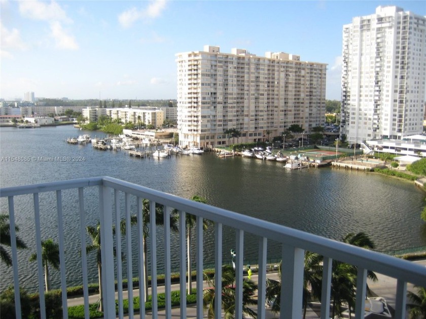 Stunning water and sunset views open skylines.  Corner Unit - Beach Condo for sale in Aventura, Florida on Beachhouse.com