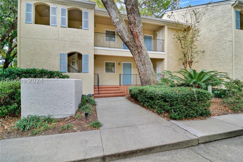 This charming 2-bedroom, 2-bathroom first-floor villa in Port - Beach Home for sale in Hilton Head Island, South Carolina on Beachhouse.com