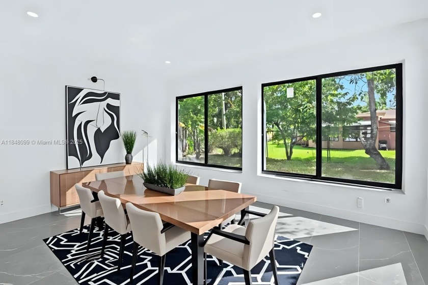 Bring your pickiest buyer! Great, fully remodeled 3/2 and a Den - Beach Home for sale in Fort Lauderdale, Florida on Beachhouse.com