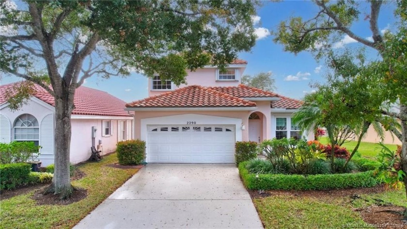 Don't miss your chance to own in one of Palm City's premier - Beach Home for sale in Palm City, Florida on Beachhouse.com