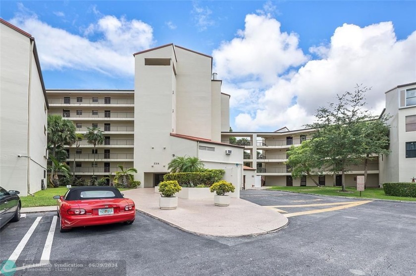 The million dollar view!!! A home in the sky facing east - Beach Condo for sale in Pompano Beach, Florida on Beachhouse.com