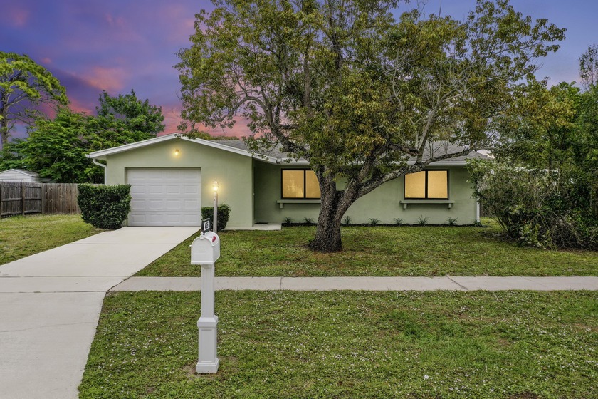 This completely renovated home is perfect for the bargain hunter - Beach Home for sale in Port Saint Lucie, Florida on Beachhouse.com