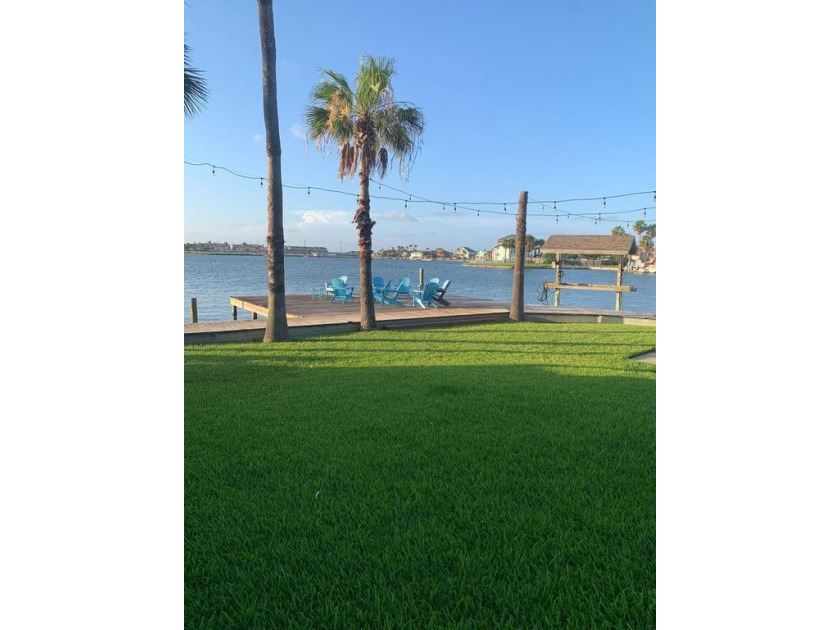 Here is a rare chance to own a beautiful 2-bed,2-bath condo - Beach Condo for sale in Rockport, Texas on Beachhouse.com