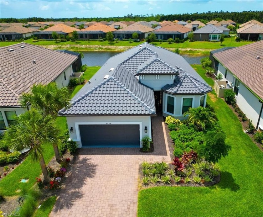 WOW! A 10K credit is being offered by this motivated Seller - Beach Home for sale in Naples, Florida on Beachhouse.com