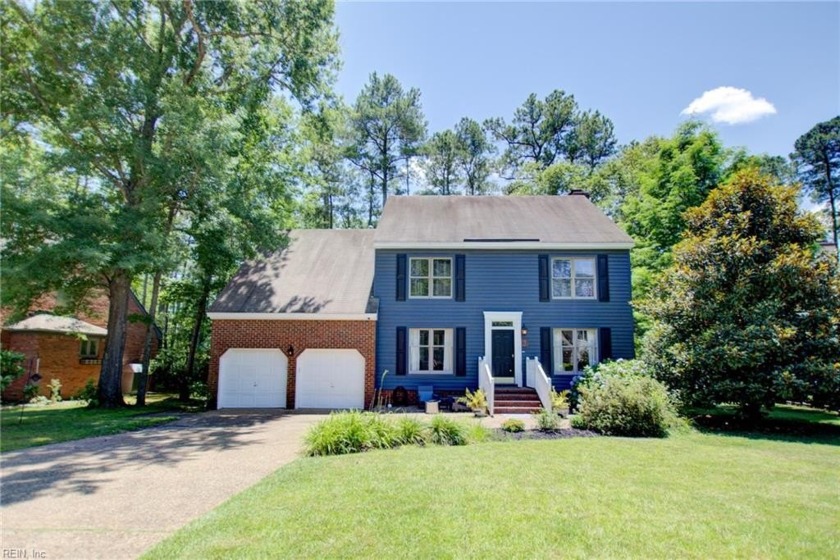 This is a must see! Only selling due to job relocation. Prepare - Beach Home for sale in Chesapeake, Virginia on Beachhouse.com