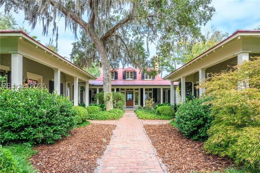 This 3 bedroom, 3 and a half bath home in the coveted Bonny - Beach Home for sale in Okatie, South Carolina on Beachhouse.com