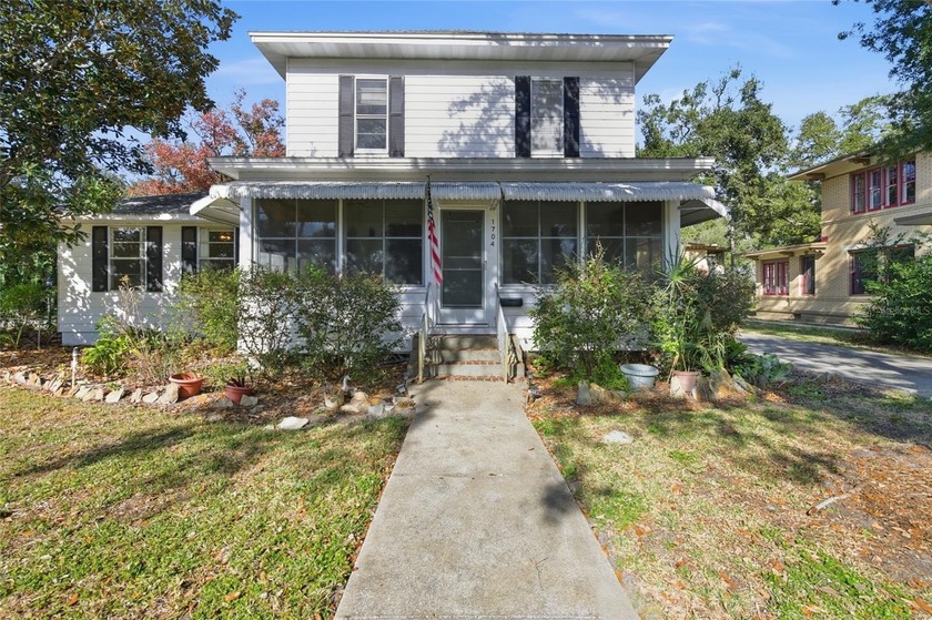 Price Improvement SELLERS MOTIVATED!  Welcome to the heart of - Beach Home for sale in Palmetto, Florida on Beachhouse.com