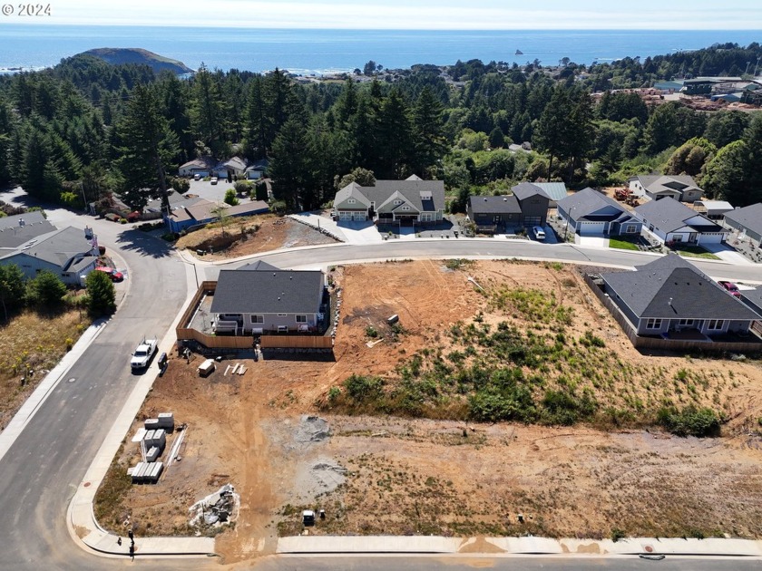 Welcome to Seacrest Estates, your perfect opportunity to live in - Beach Lot for sale in Brookings, Oregon on Beachhouse.com