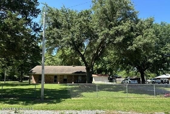 Perfect location country with direct access to the city life - Beach Home for sale in Biloxi, Mississippi on Beachhouse.com