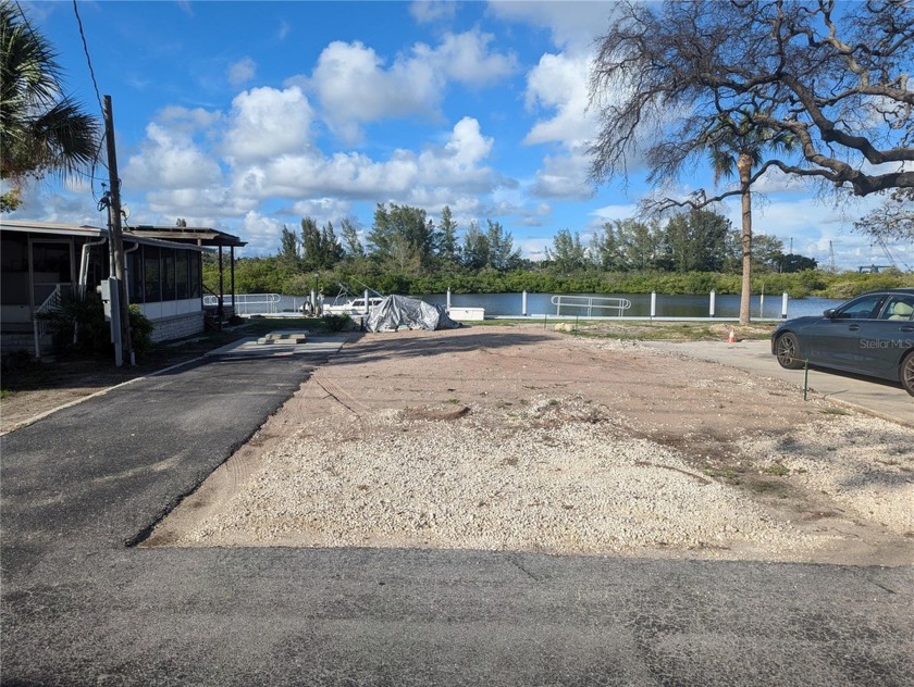 Welcome to your new waterfront property at Chesapeake Point!! - Beach Lot for sale in Tarpon Springs, Florida on Beachhouse.com