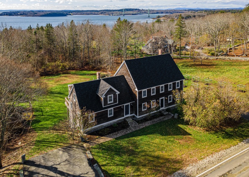 Stately, two-story colonial with 6 bedrooms, 3.5 baths, & an - Beach Home for sale in Sedgwick, Maine on Beachhouse.com