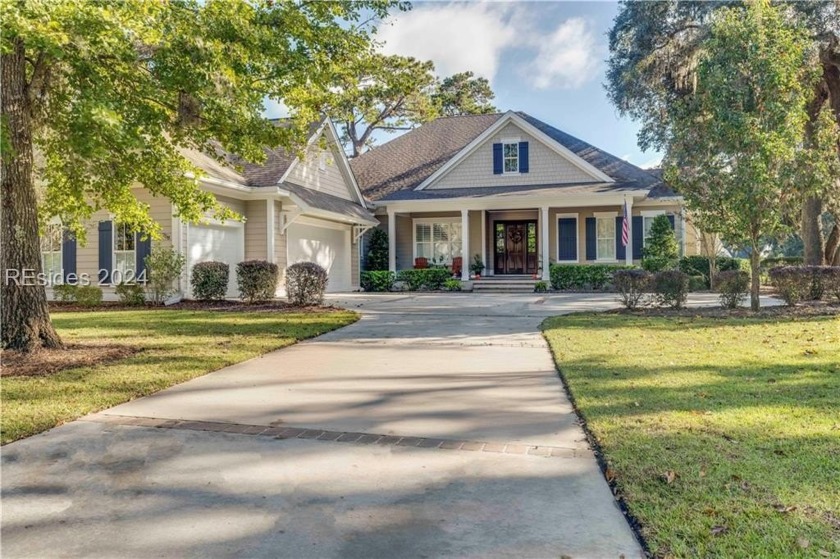 One-floor living, Freshly Painted! This newer construction - Beach Home for sale in Bluffton, South Carolina on Beachhouse.com