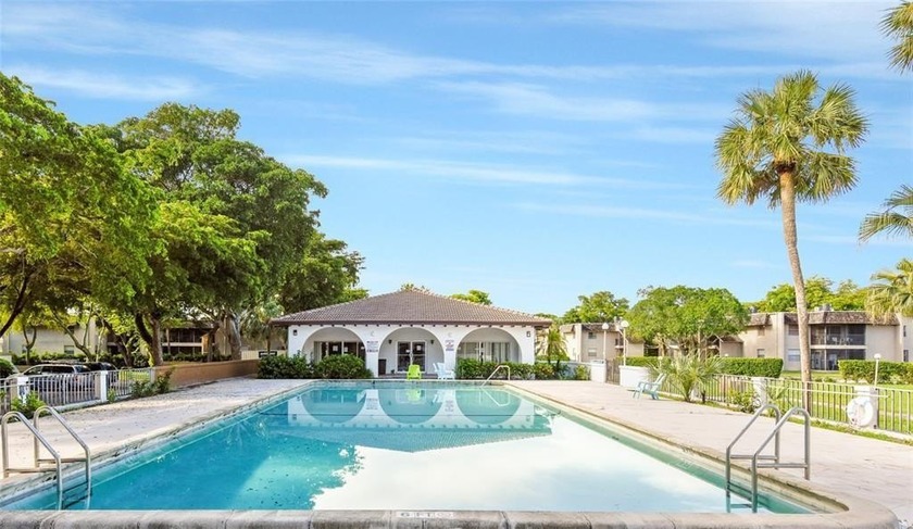 Spacious 1-bedroom, 1-bathroom condo  of comfortable living - Beach Condo for sale in Coral Springs, Florida on Beachhouse.com