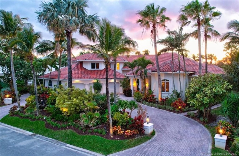 Experience the luxury and elegance of this Sailfish Point estate - Beach Home for sale in Stuart, Florida on Beachhouse.com