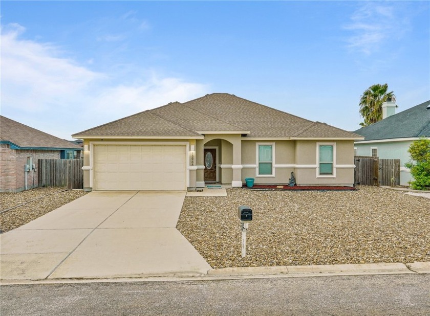 Step into this fabulous 3-bed, 2-bath home, a true island gem - Beach Home for sale in Corpus Christi, Texas on Beachhouse.com