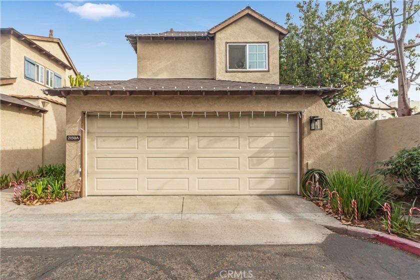 Discover this private and stylish split-level single-family home - Beach Home for sale in Costa Mesa, California on Beachhouse.com