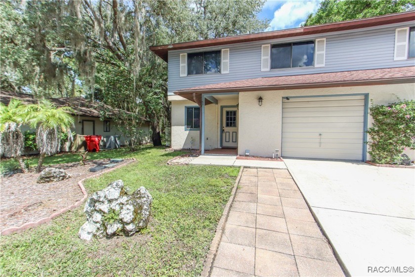 New on the Market - 3 Bed, 2.5 Bath Townhome in Sugarmill Woods; - Beach Home for sale in Homosassa, Florida on Beachhouse.com