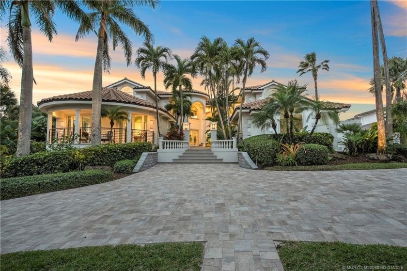 Welcome to Lofting Way, a 1.5-acre waterfront estate in the - Beach Home for sale in Stuart, Florida on Beachhouse.com